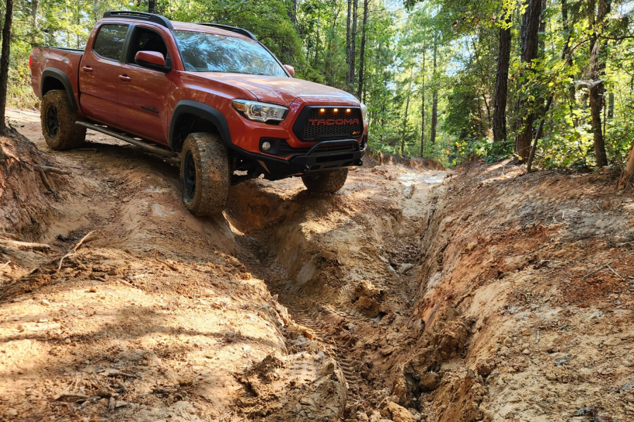 Barnwell Maintain and SUV